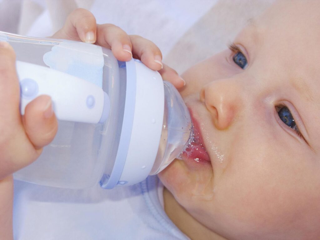 Do water filters remove harmful chemicals that can affect a baby’s health